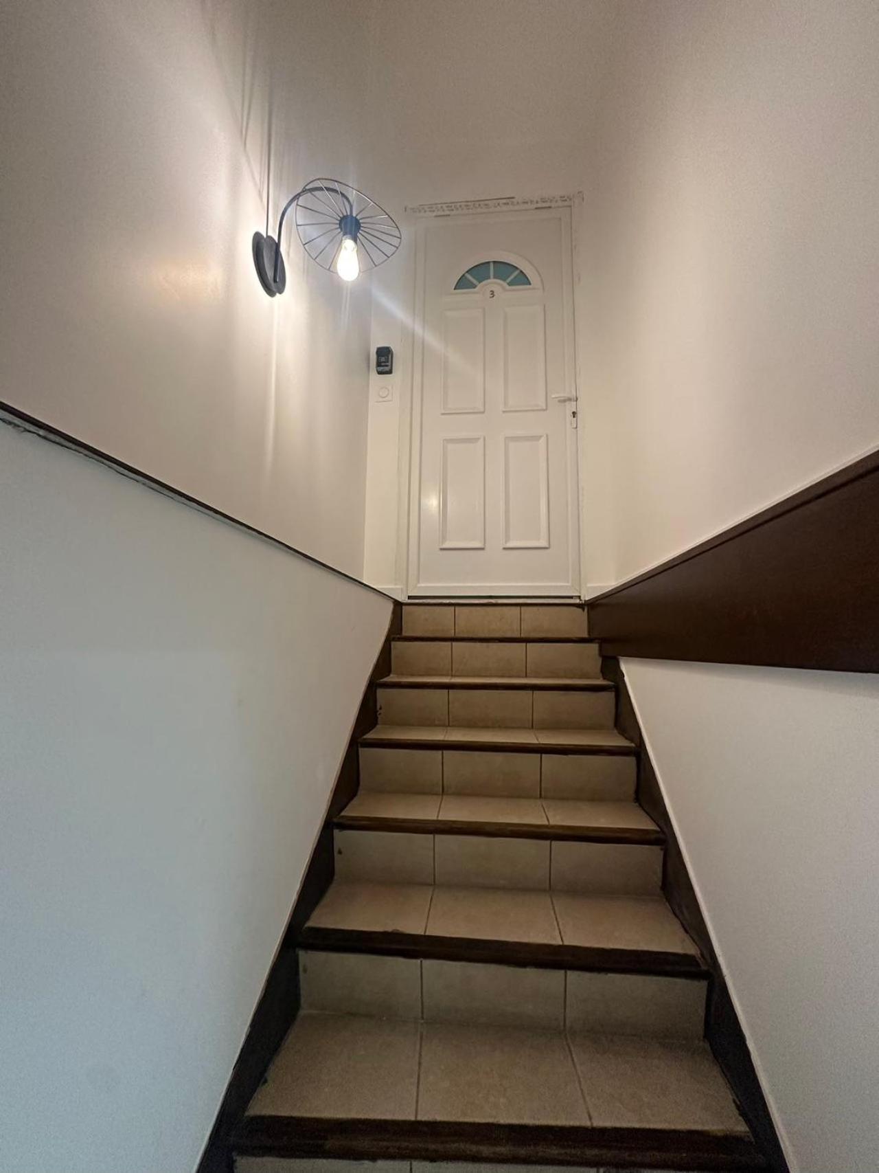 ביוסי-סיינט-ג'ורג' Appartement Calme Moderne Proche De Disneyland Wifi & Cafe Gratuit & Arrivee Autonome מראה חיצוני תמונה
