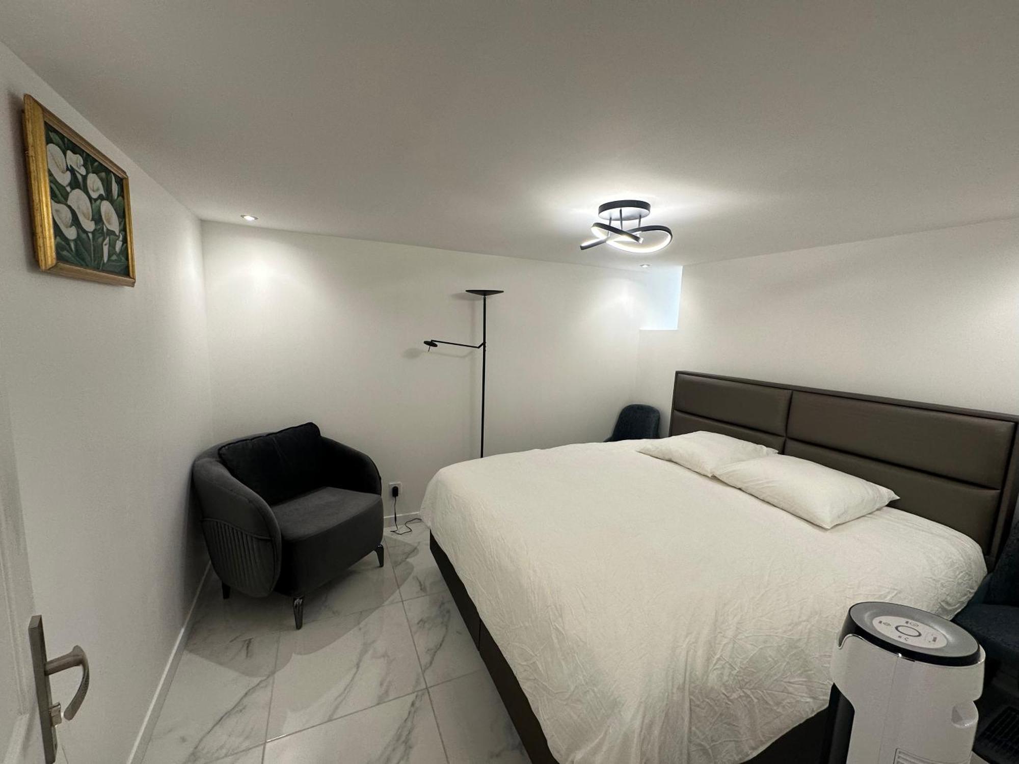 ביוסי-סיינט-ג'ורג' Appartement Calme Moderne Proche De Disneyland Wifi & Cafe Gratuit & Arrivee Autonome מראה חיצוני תמונה