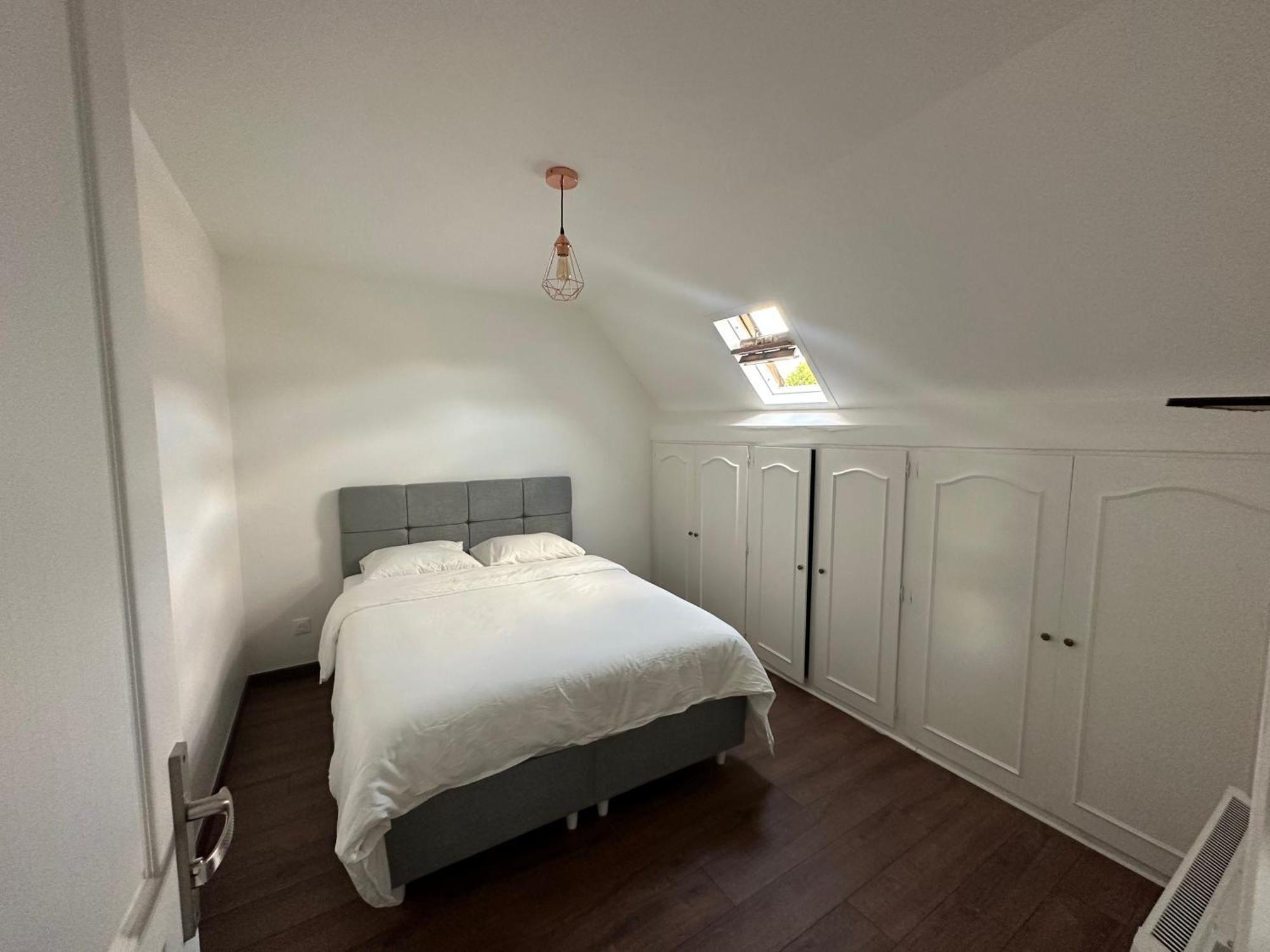 ביוסי-סיינט-ג'ורג' Appartement Calme Moderne Proche De Disneyland Wifi & Cafe Gratuit & Arrivee Autonome מראה חיצוני תמונה