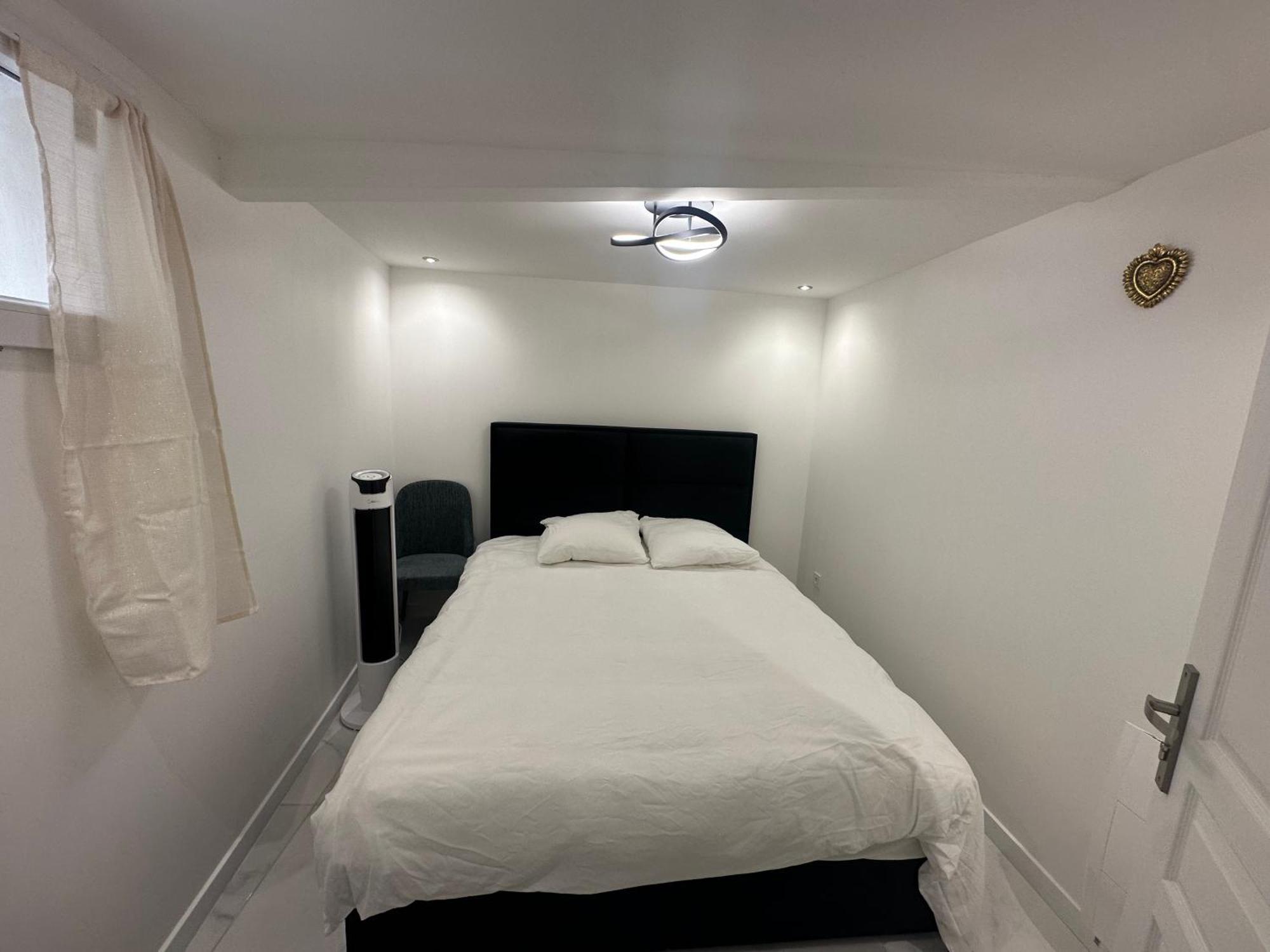 ביוסי-סיינט-ג'ורג' Appartement Calme Moderne Proche De Disneyland Wifi & Cafe Gratuit & Arrivee Autonome מראה חיצוני תמונה