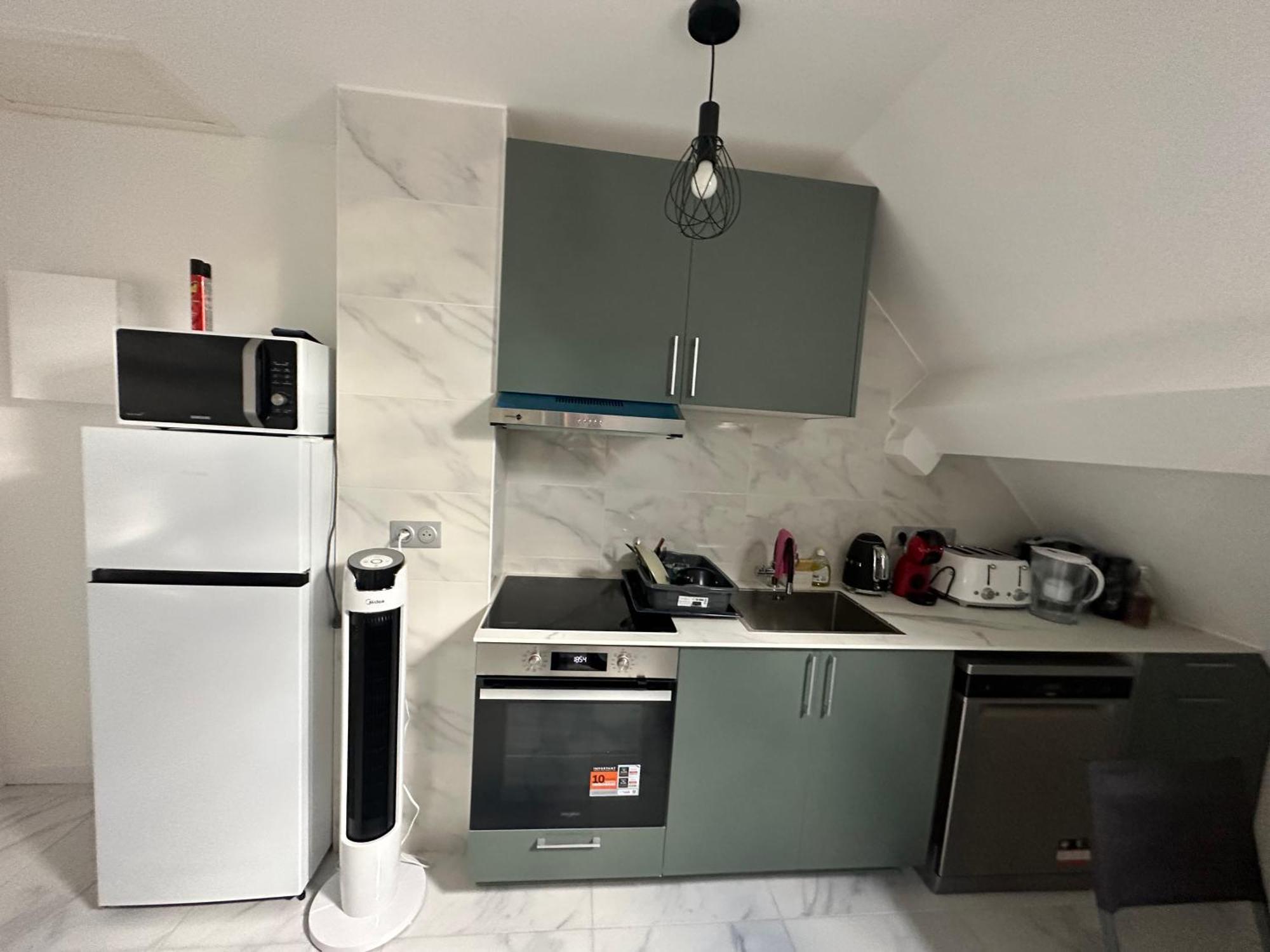 ביוסי-סיינט-ג'ורג' Appartement Calme Moderne Proche De Disneyland Wifi & Cafe Gratuit & Arrivee Autonome מראה חיצוני תמונה