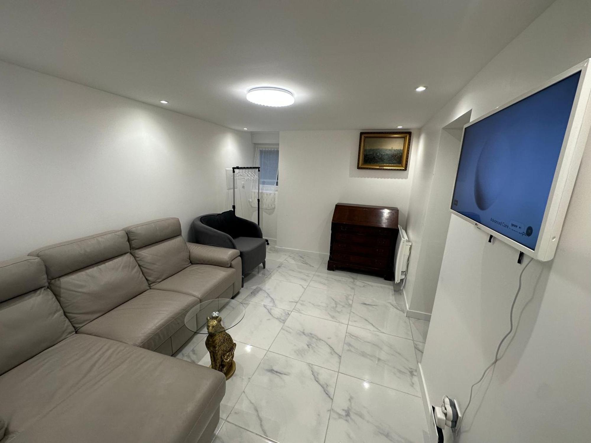 ביוסי-סיינט-ג'ורג' Appartement Calme Moderne Proche De Disneyland Wifi & Cafe Gratuit & Arrivee Autonome מראה חיצוני תמונה
